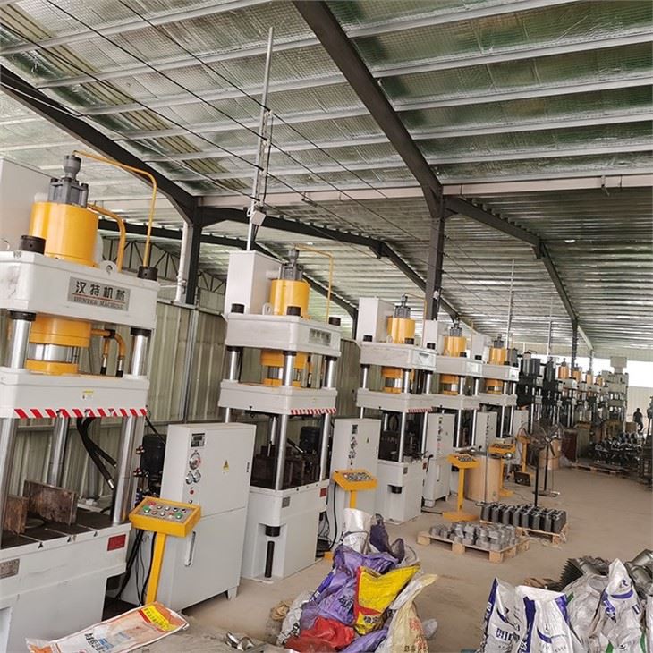 200T Three-beam Four-column Cold Press